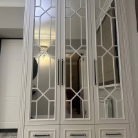 Сложный шкаф в американском стиле